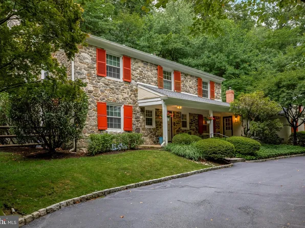 429 Morris Ave, Bryn Mawr, PA 19010