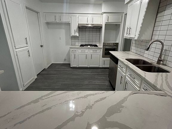 3rd image of 9223 Benning Dr