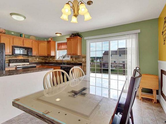 5th image of 455 Pebble Beach Dr