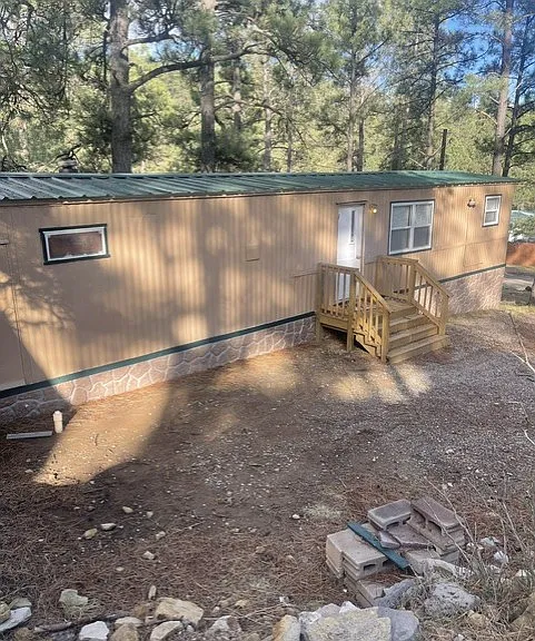140 Juniper Rd — Photo 3