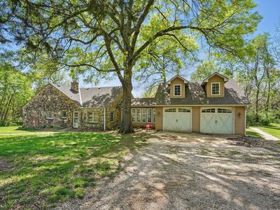 1548 NE Woods Chapel Rd, Lees Summit, MO, 64064