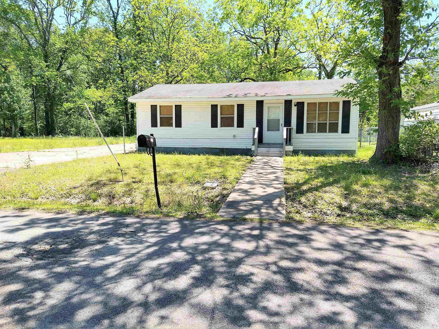 4116 W 8th Ave, Pine Bluff, AR 71603 Zillow