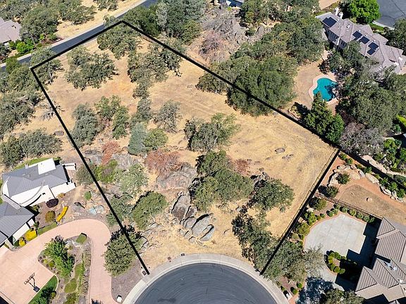 2nd image of 501 Archilles Ct