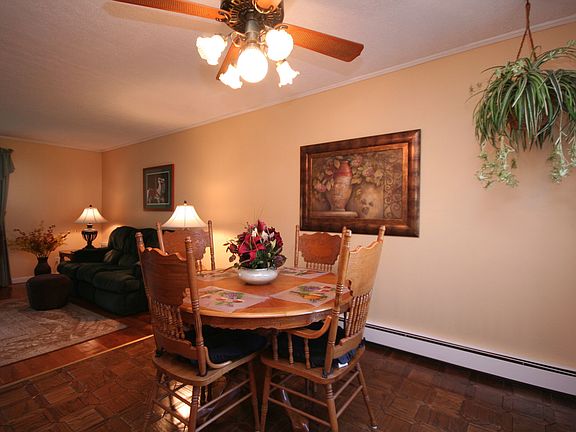 Bright Dining Area