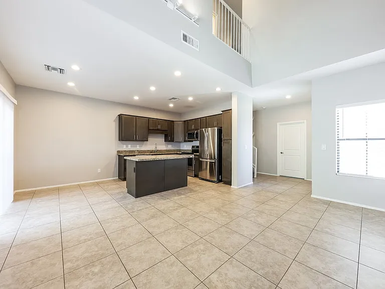 18777 N 43rd Ave #40 — Photo 5