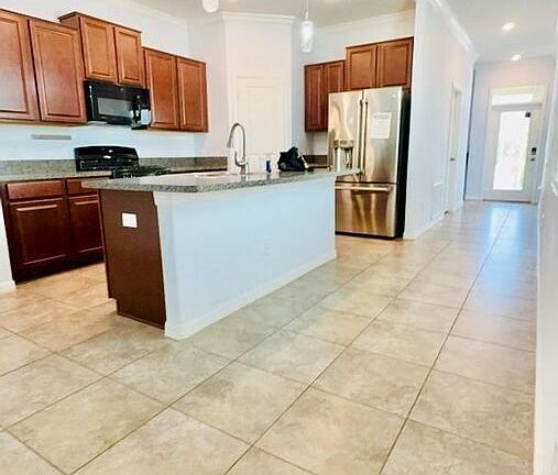 4th image of 8897 Flourish Dr