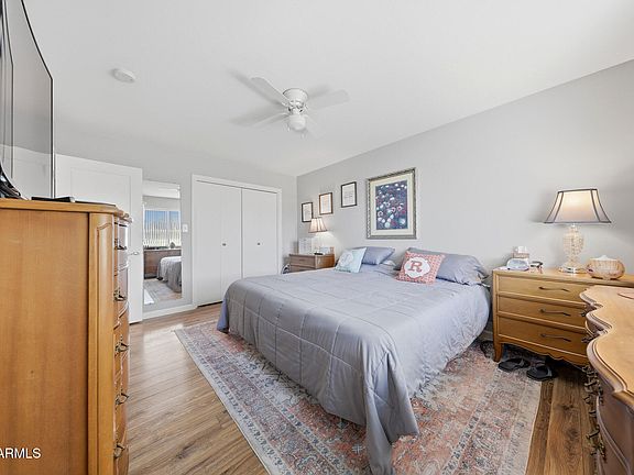 4th image of 10746 W ABBOTT Avenue