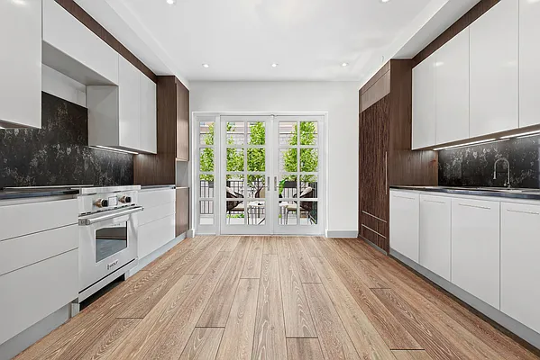 Rented by Corcoran | media 16