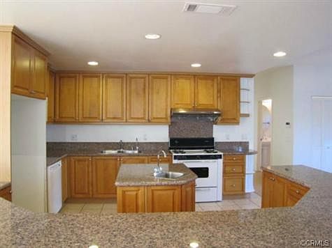 3rd image of 15233 Bernard Ct
