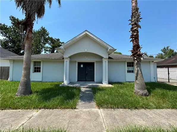 3404 Meraux Ln, Violet, LA 70092