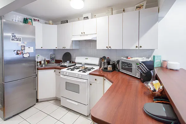 Rented by Voro NYC | media 9