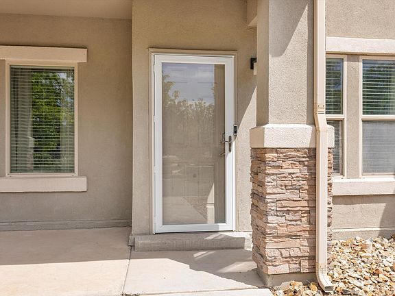3rd image of 10905 Fort Scott Trl NE