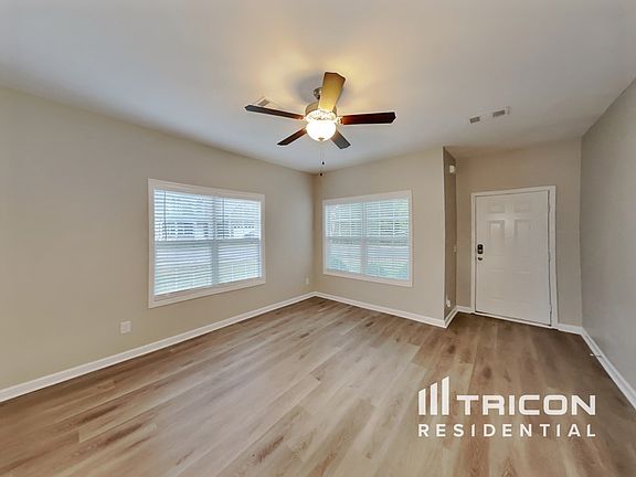 3rd image of 4131 Effie Seward Dr