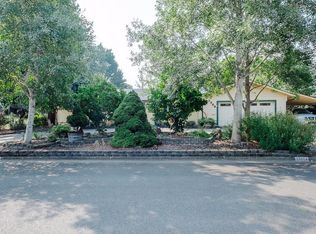 2900 Winter Nell Cir, Medford, OR 97504