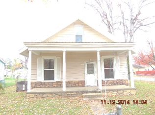 1321 Catherine St, Metropolis, IL 62960