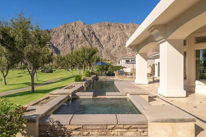 5 bed, 4140 sqft, $18,000 — Photo 3