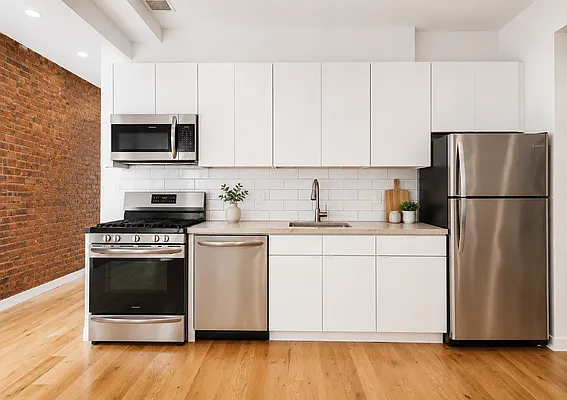 Kitchen, photo 1