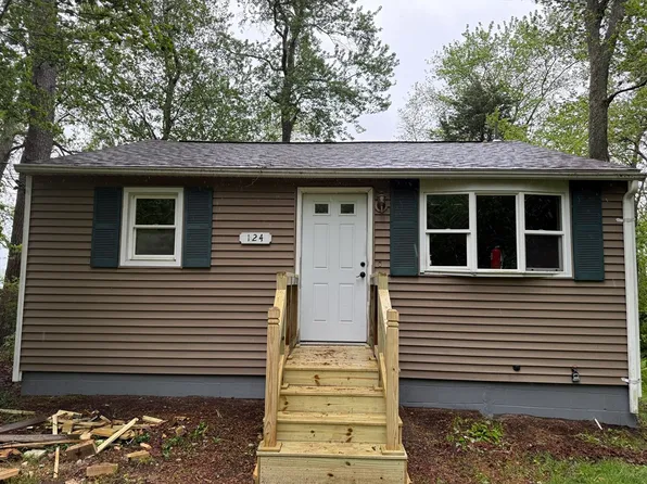 124 Bixby Dr, East Bridgewater, MA 02333