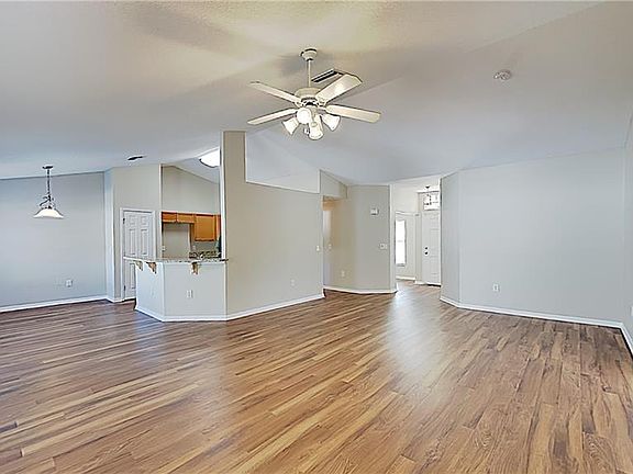 5th image of 1347 Kacerik St