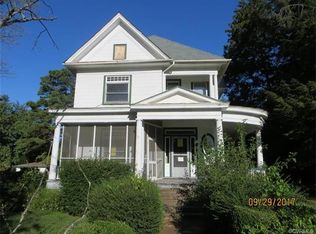 112 Carroll Ave, Colonial Heights, VA 23834