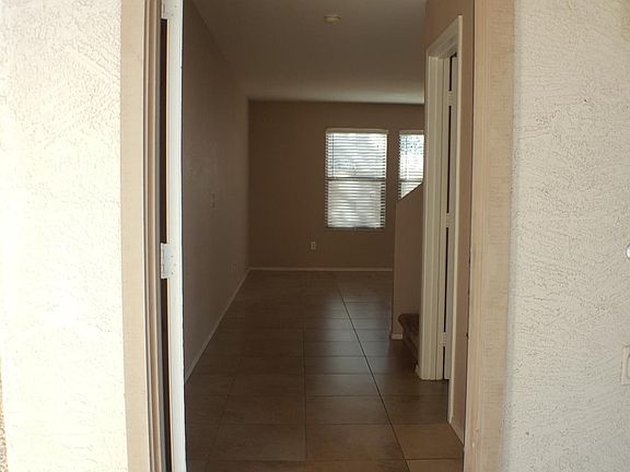 2nd image of 621 E Banelli Pl