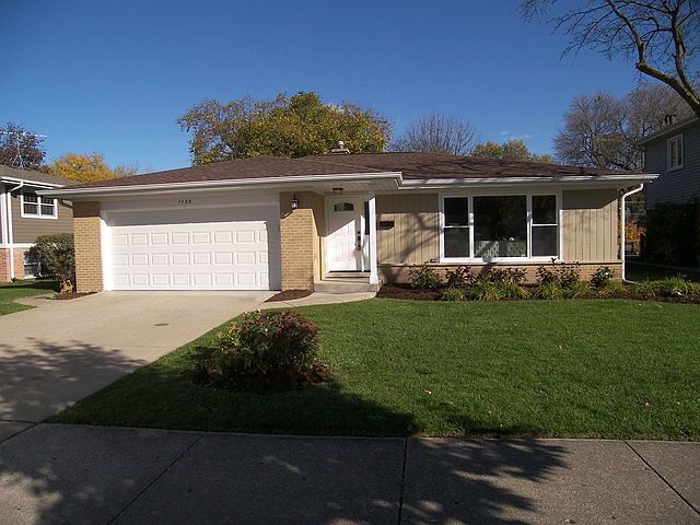 1st image of 1123 N Derbyshire Dr