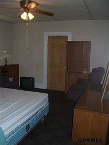 4th image of 2415 East St