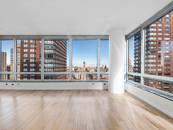 3rd image of 150 Columbus Ave APT 19F