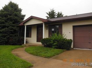 35 Fox Meadow Ln APT B, Glen Carbon, IL