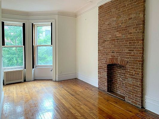 1st image of 329 W 88th St APT 2S