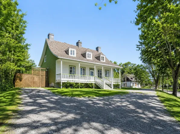 4582 Chemin Royal, Saint Jean De Lazle Dorlaans, QC G0A 3W0