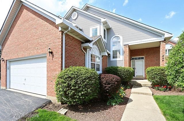 1st image of 424 W Parkside Dr