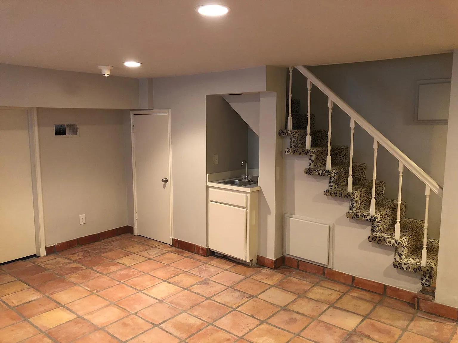 3125 S Zunis Ave — Photo 3