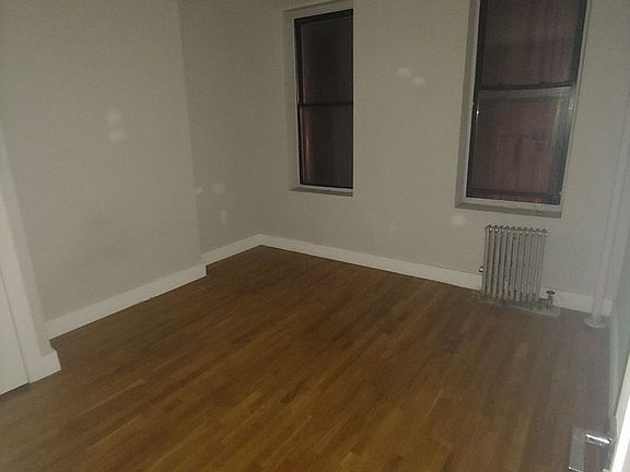 3rd image of 137 E 110th St #3RW1