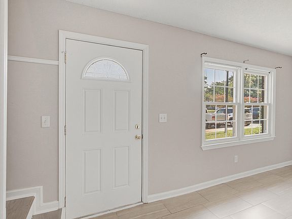 5th image of 114 Brush Blvd