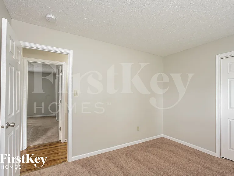 8522 Summertree Ln — Photo 11