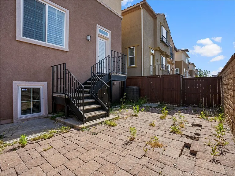 1309 Songbird Way — Photo 33
