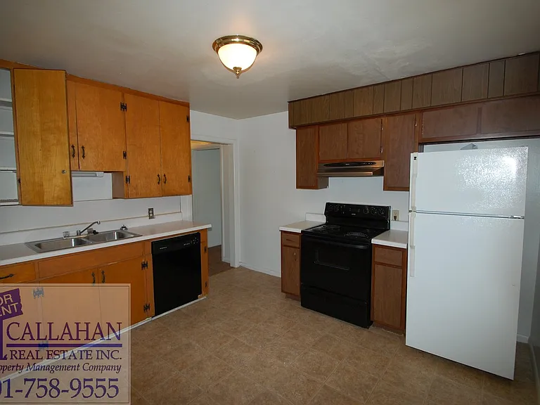 3919 N Cypress St — Photo 4