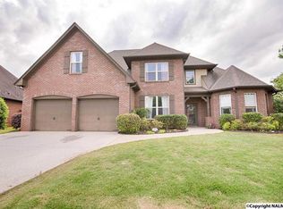 118 Windridge Way SW, Huntsville, AL 35824