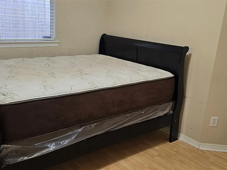 1018 Winter Green Ct — Photo 18