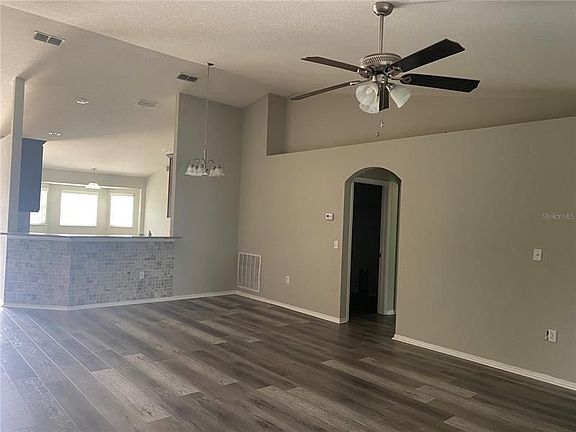 3rd image of 1645 Taylor Landing Dr