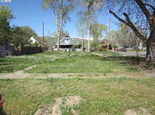 2237 8th St, Baker City, OR 97814
