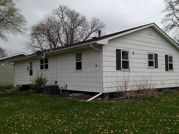 2nd image of 1403 Grant St