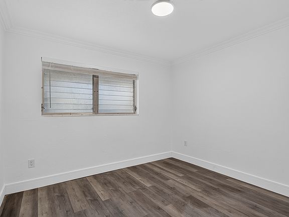 5th image of 416 Santander Aveapt F