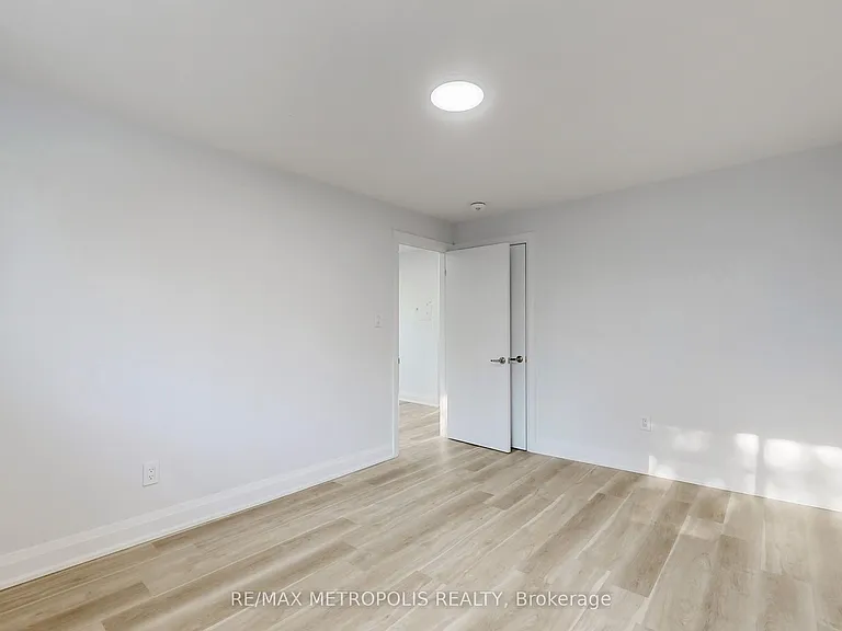 85 Primula Cres #UPPER — Photo 8