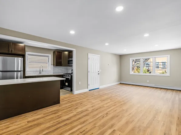 427 5th Street image 4 of 12