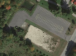 591 Washington St N, Auburn, ME 04210