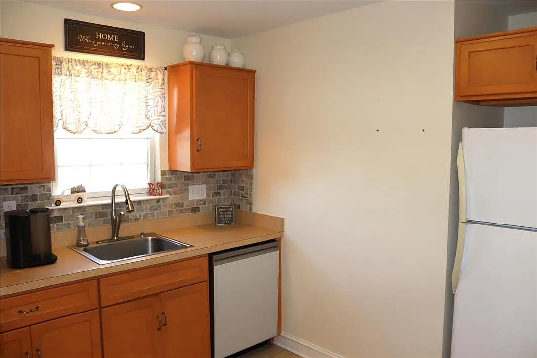 2 bed, 2.5 bath, 1504 sqft, $2,500 — Photo 4