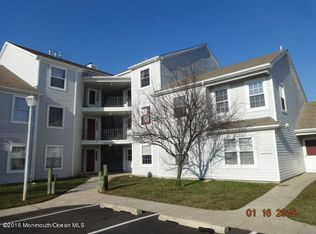 1519 Waters Edge Dr #19D, Toms River, NJ 08753