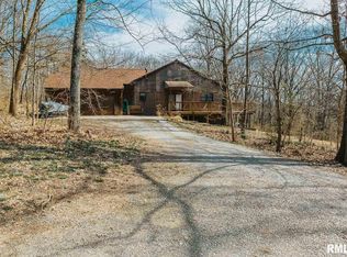 5 Jacobini Rd, Cobden, IL 62920